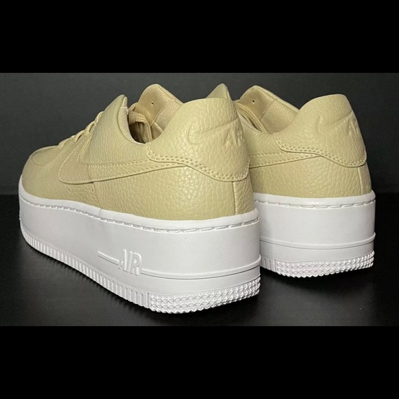 Women’s Nike Air Force 1 Sage Low Desert Ore - Picture 4 of 4